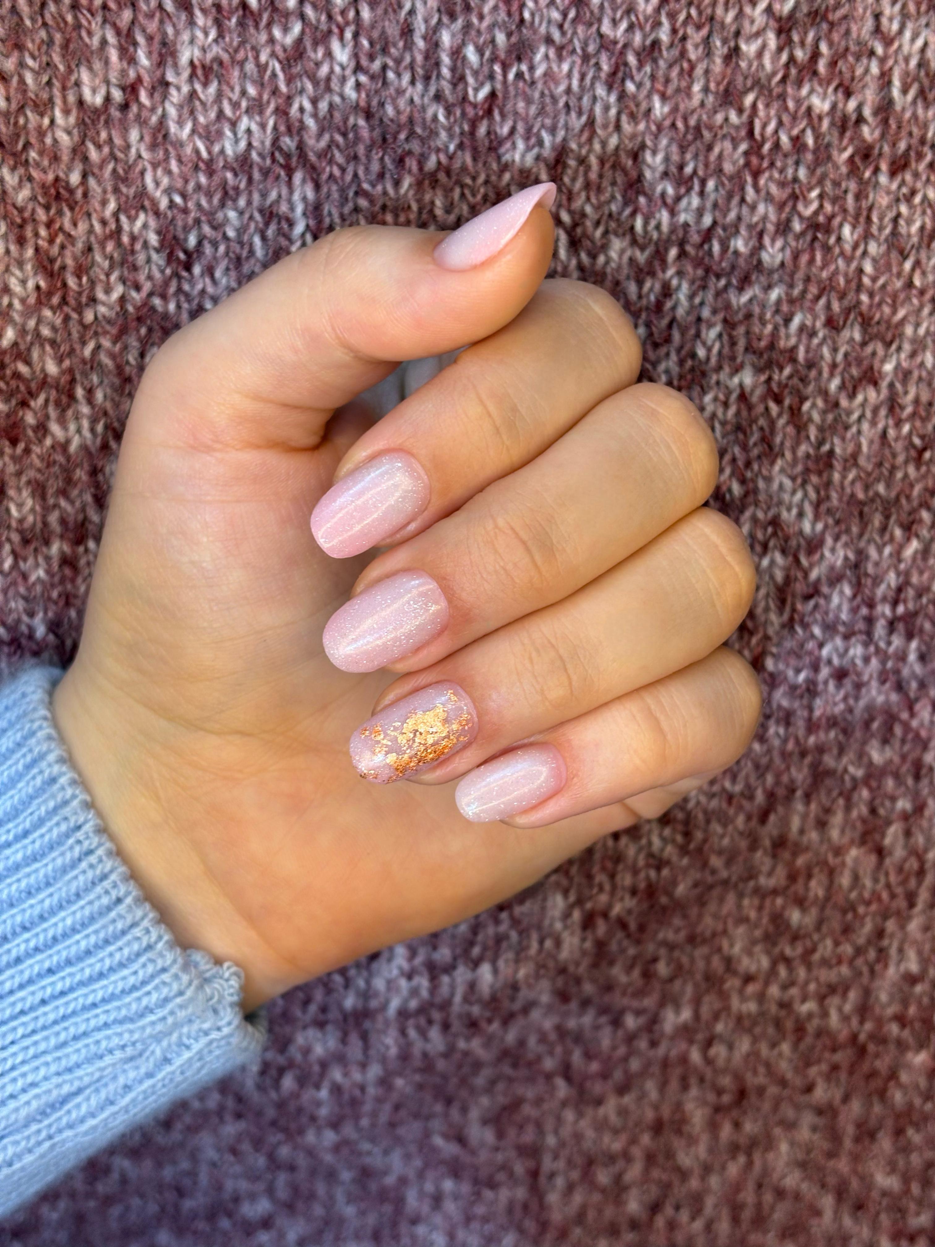 Nail Design 8 (Blurred)